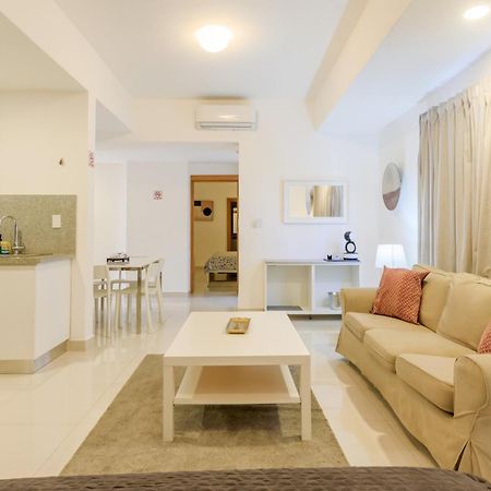 Escape Apartments, Balcony, Pool & Gym In La Julia Santo Domingo Dış mekan fotoğraf