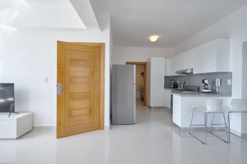Escape Apartments, Balcony, Pool & Gym In La Julia Santo Domingo Dış mekan fotoğraf