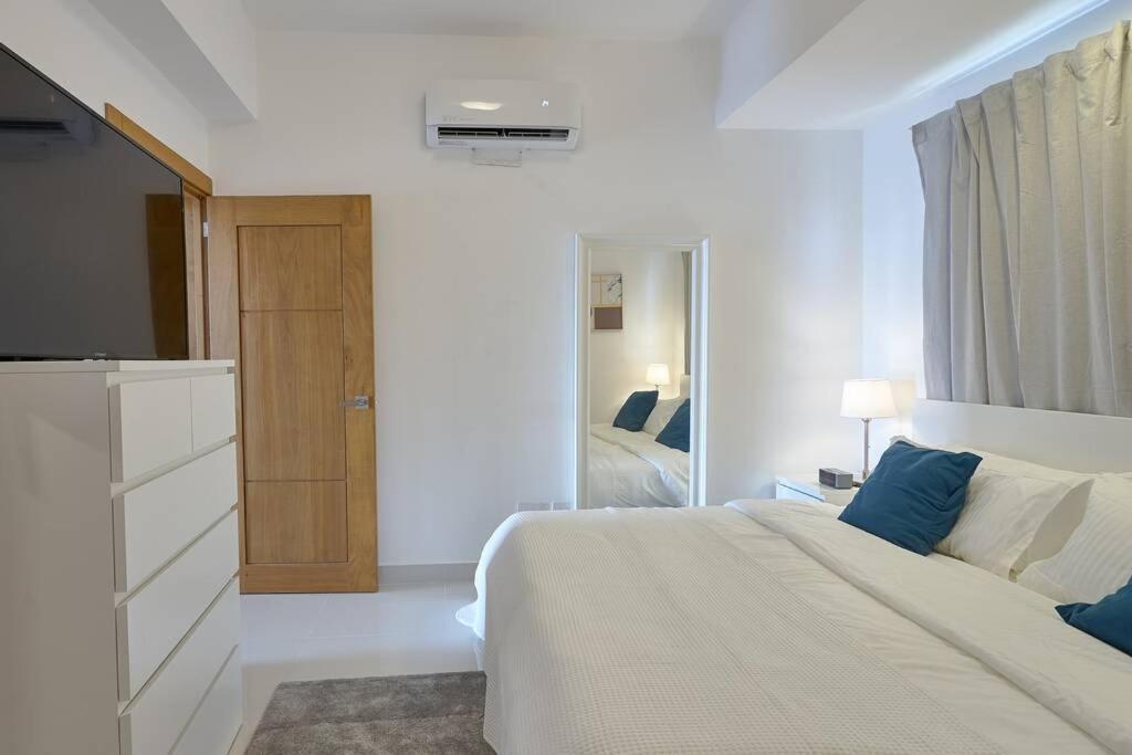 Escape Apartments, Balcony, Pool & Gym In La Julia Santo Domingo Dış mekan fotoğraf