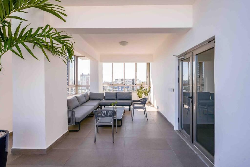 Escape Apartments, Balcony, Pool & Gym In La Julia Santo Domingo Dış mekan fotoğraf