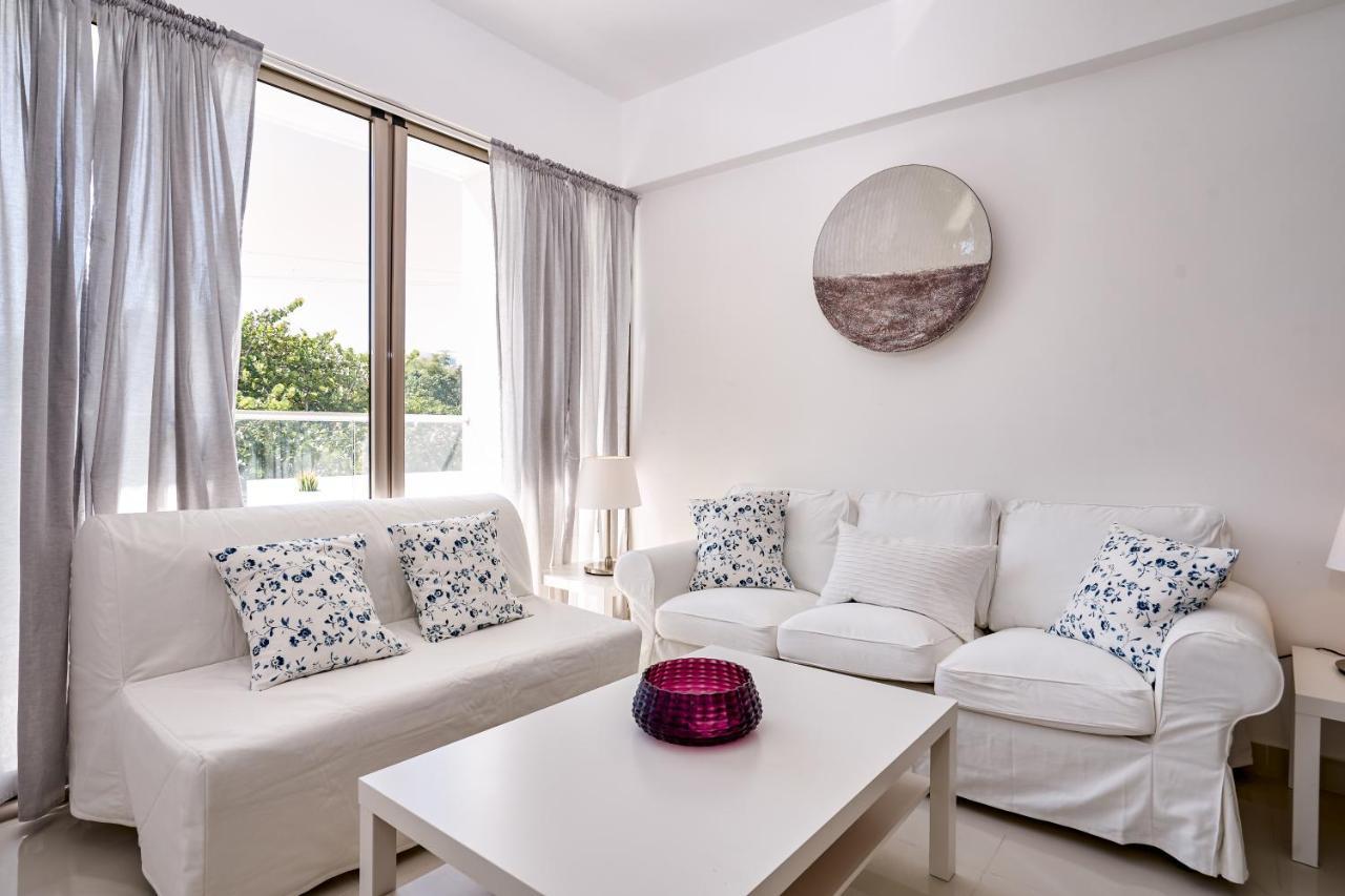 Escape Apartments, Balcony, Pool & Gym In La Julia Santo Domingo Dış mekan fotoğraf