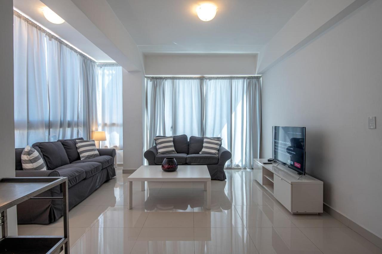 Escape Apartments, Balcony, Pool & Gym In La Julia Santo Domingo Dış mekan fotoğraf